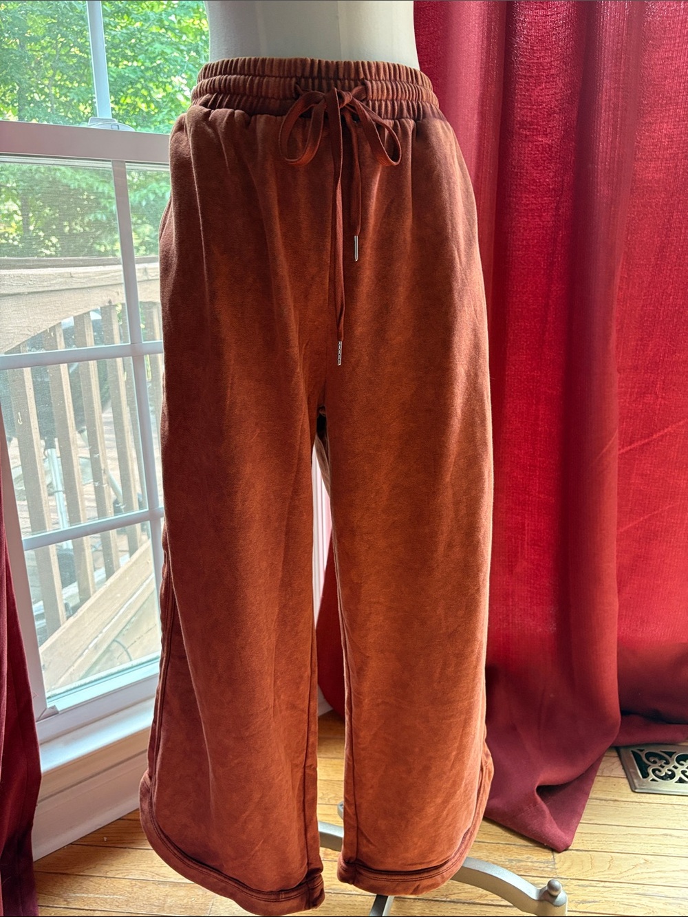Noflik Wide-Leg Drawstring Corduroy Pants in Rust, NWT, XXL